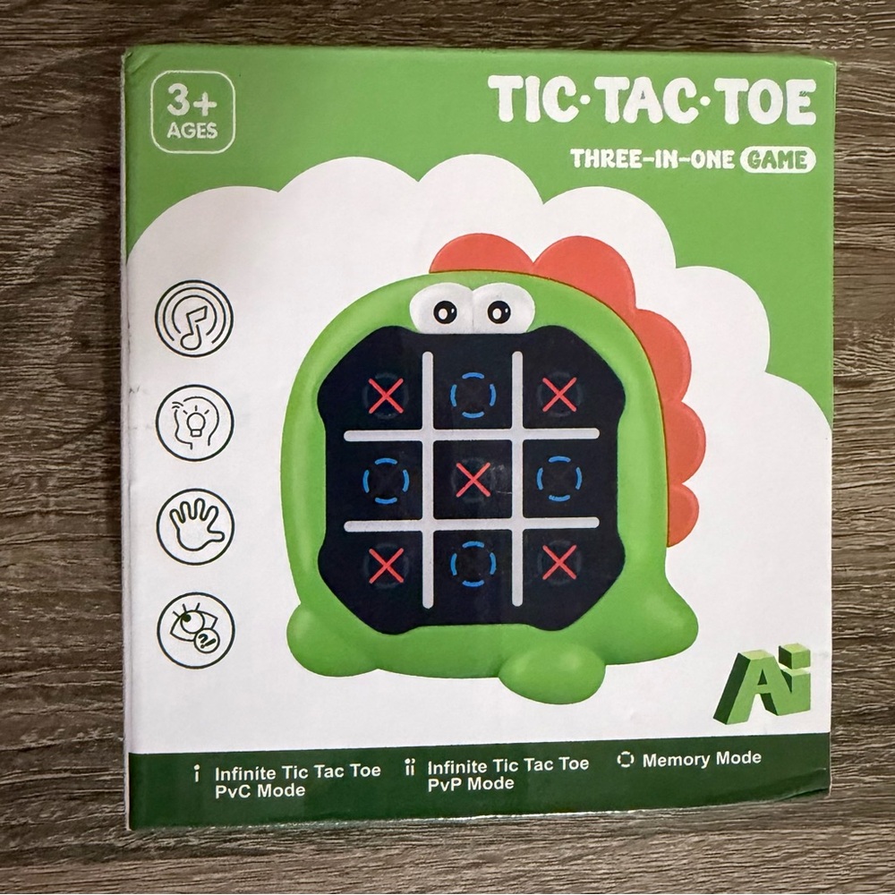 Tic-Tac-Toe Three-In-One Game